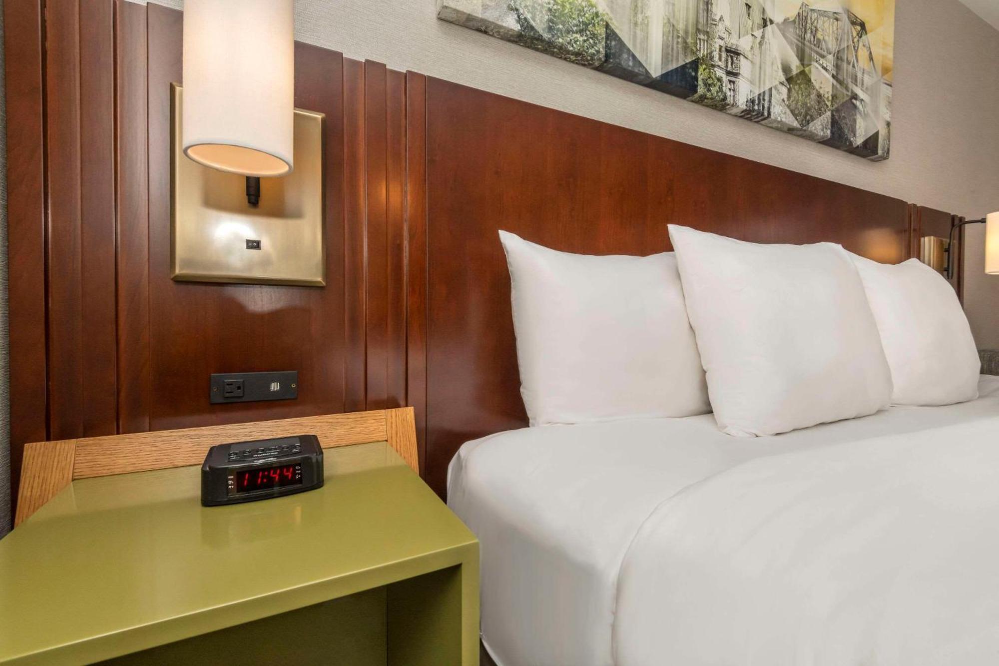 ת'אנדר ביי Comfort Inn מראה חיצוני תמונה